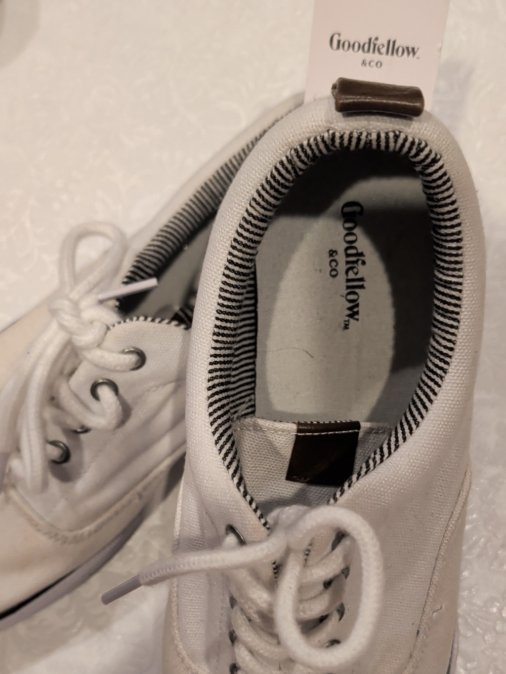 Goodfellow & Co Men's White Canvas Lace-Up Sneakers with Black Trim